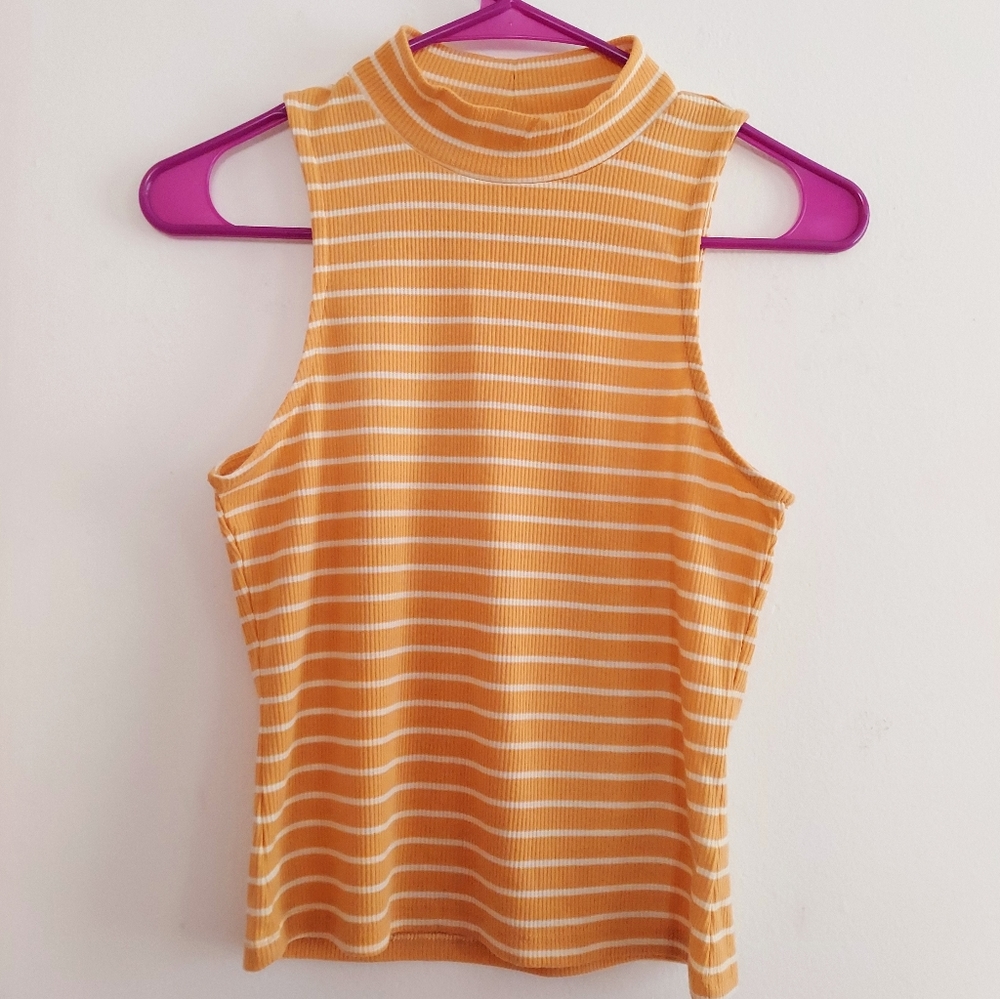 Sleeveless Turtleneck | Seriously Soft Aero | M